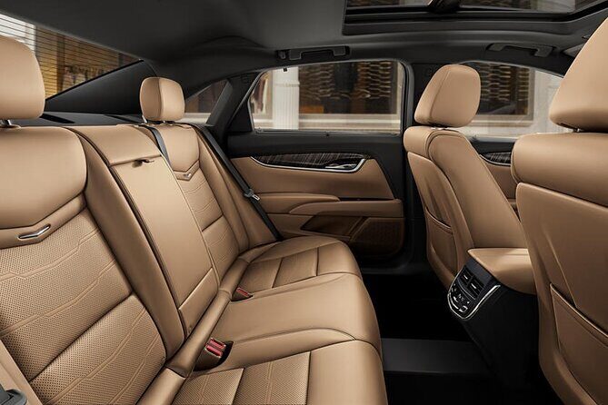 Departure Private Transfer Dowtown Dallas to Dallas Airport DAL Luxury Vehicle - A Deep Dive Into the Experience