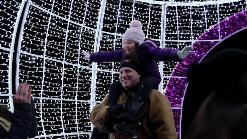 Derry, NH: LaBelle Lights Holiday Light Show Entry Ticket - Key Points