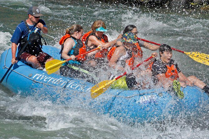 Deschutes River Rafting - Half Day Adventure - The Guide and Group Dynamics
