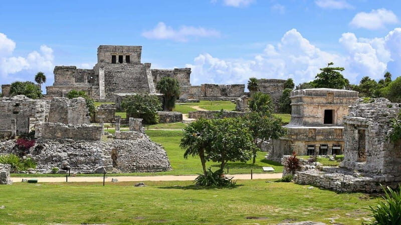 Desde Mérida: Tulum & Laguna de Kaan Luum - What This Tour Offers: A Day Packed With Yucatán Highlights