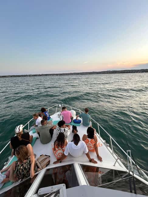 Desenzano del Garda: Sunset Boat Trip at Sunset with Drink - Practical Tips for Booking and Enjoying the Cruise