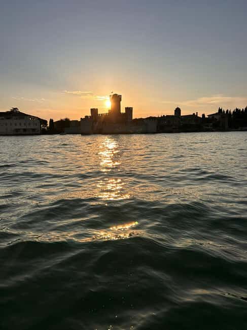 Desenzano del Garda: Sunset Boat Trip at Sunset with Drink - FAQ