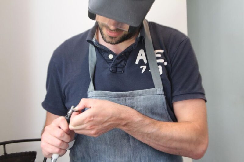 Design Luxury Jewelry in le Marais, in the heart of Paris! - Frequently Asked Questions