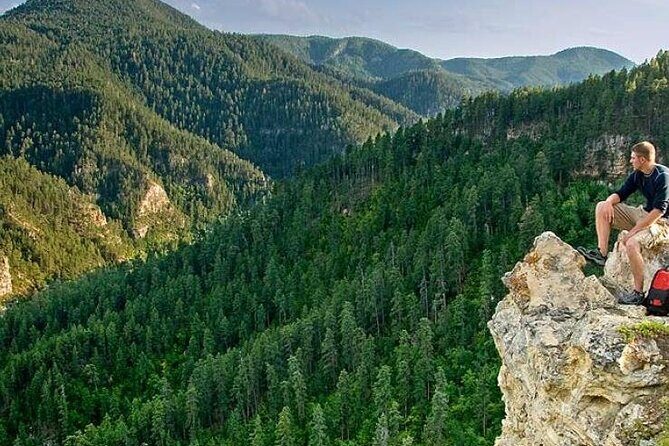 Devil's Tower - Deadwood - Spearfish Canyon Waterfalls + Picnic - The Itinerary Breakdown