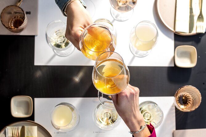 Di Giovanna Winery Tour & 5 Wine Tasting - What the Experience Looks Like