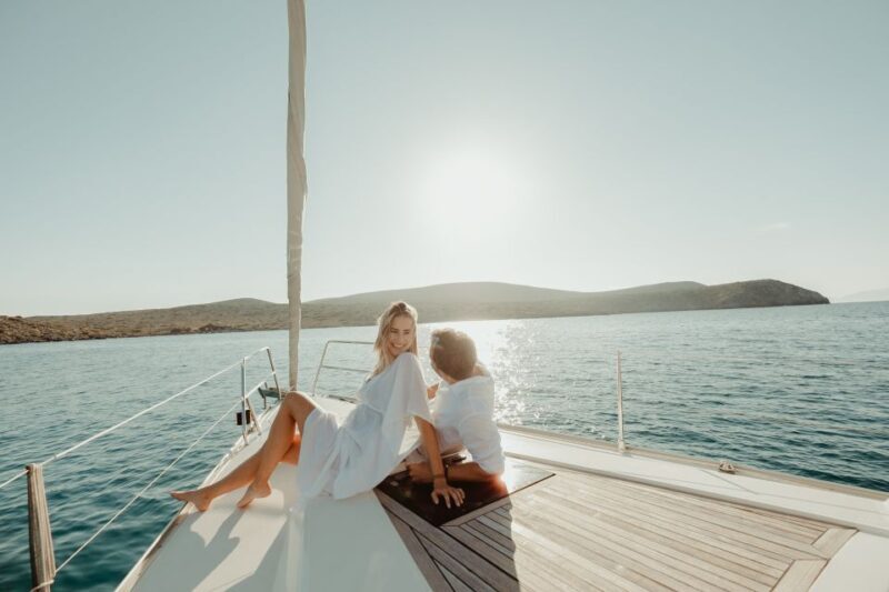 Dia Island: Semi-Private Full Day Sailing Trip with meal - Authentic Traveler Experiences