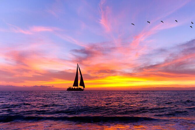 Diamond Head Sunset Sail - What You Can Expect on the Diamond Head Sunset Sail