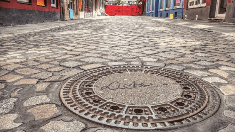 Die Kiez-Kapitän Reeperbahn & Beatles Kieztour Hamburg - What Reviewers Love and What to Keep in Mind