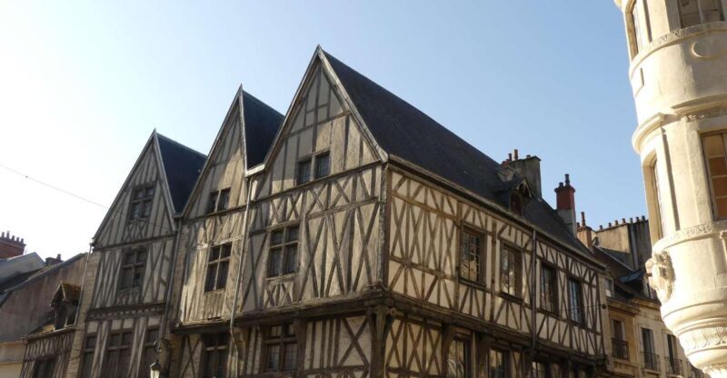 Dijon: Private Walking Tour Discover History & Heritage - Strolling Through Place François Rude