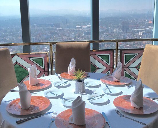 Dinner at the Revolving Bellini Restaurant in Mexico City - What’s the Experience Like?