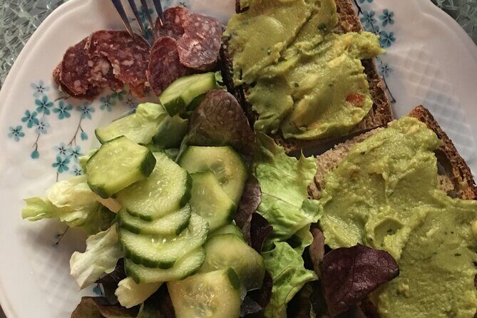 Dinner in a Bohemian Artist Apartment in Central Paris - Practical Details: Pricing, Group Size, and Booking