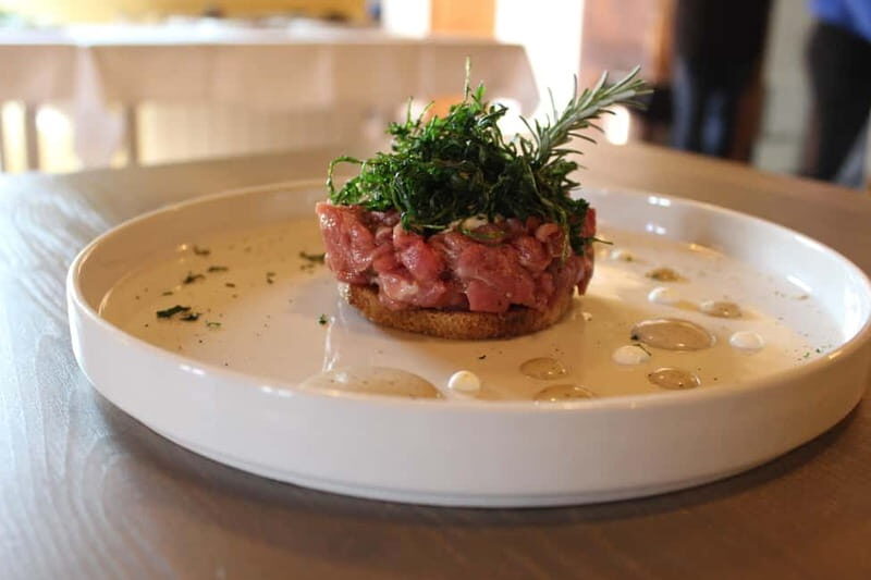 Dinner in Villa Tuscany - Key Points