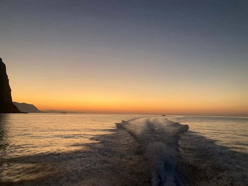 dinner on board at sunset at the Queen Cave - What to Expect on This Sunset Dinner Cruise