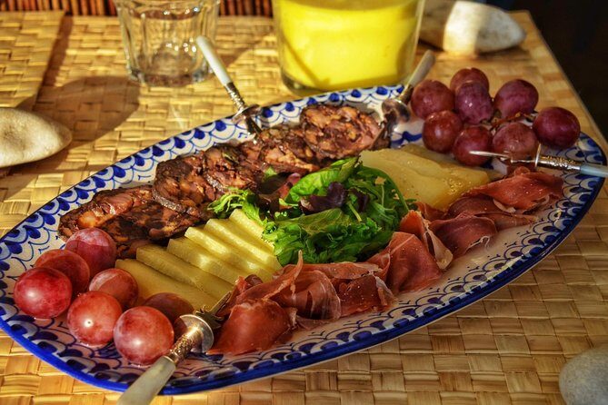 DINNER OR TAPAS in a Poruguese Home - The Booking Process and Practicalities