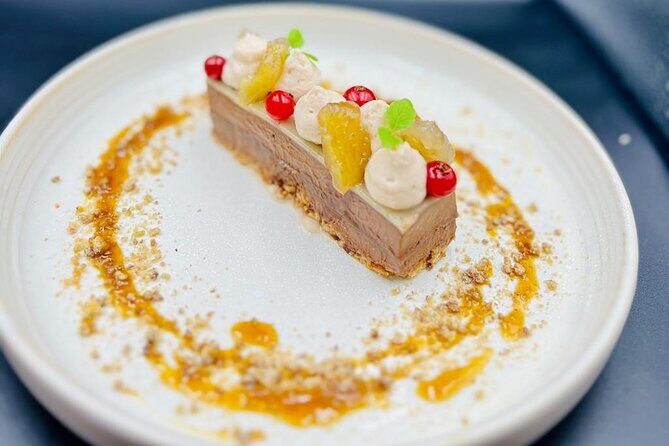 Dinner Show Opera Bel Canto Neuilly sur Seine - Porte Maillot - A detailed look at the Dinner Show Opera Bel Canto in Neuilly-sur-Seine