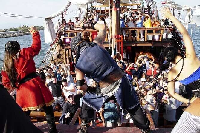 Dinner with pirates! Night Show and Dinner - What to Expect from the Pirate Night Experience