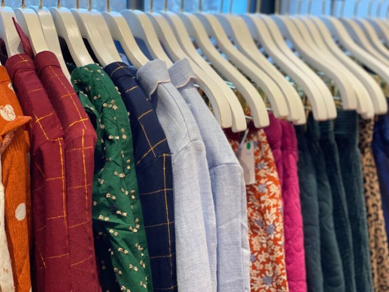 Discount Couture: ultimate Paris Shopping 2h30 walking tour - Who Should Consider This Tour?