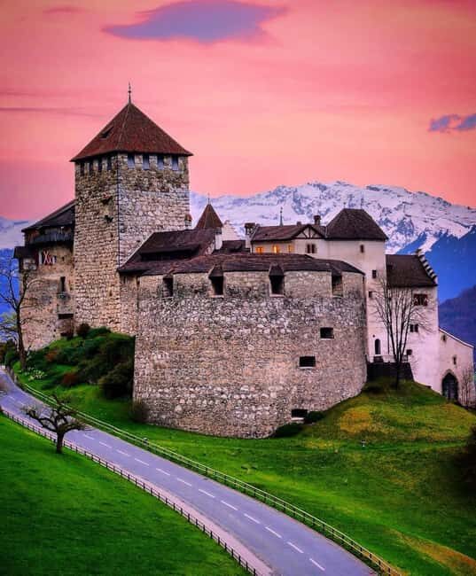 Discover 4 Countries in One Day from Basel in Small Group - Key Points