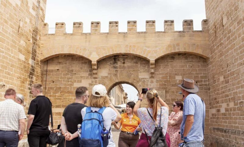 Discover Alcudia's Hidden Gems: Walking Tour of the Old Town - Key Points