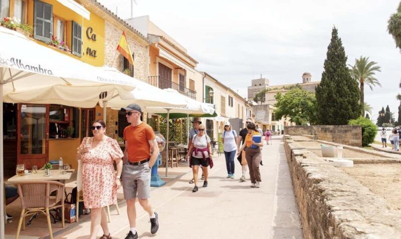 Discover Alcudia's Hidden Gems: Walking Tour of the Old Town - Photo Stop at Alcudia Market (5 minutes)