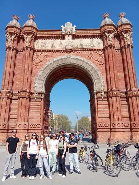 Discover Barcelona effortlessly without walking (bikes, scooters...) - Practical Details: What You Should Know