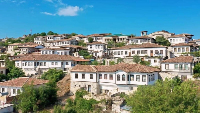 "Discover Berat: Explore By Walking" - Key Points