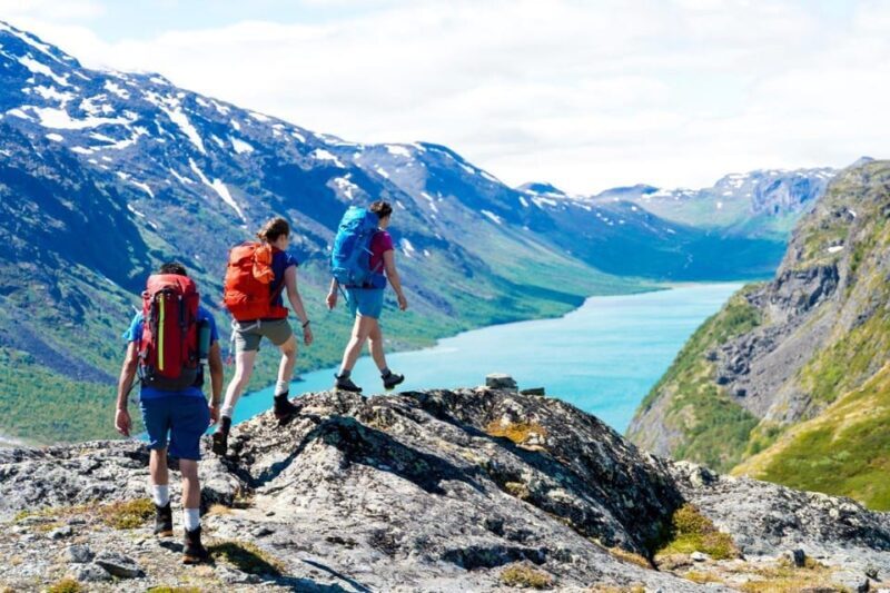 Discover Besseggen: An inspiring 2-Day Adventure - An Introduction to the Experience