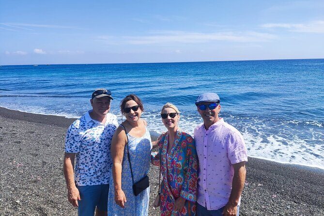 Discover Best Of Santorini with Locals Small Group Half Day Tour - The Practicalities: Why This Tour Works Well