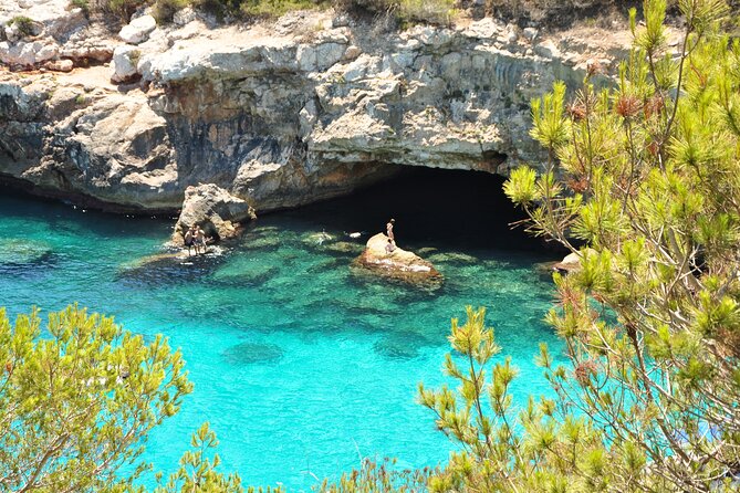 Discover Cala des Moro and S’Almunia the smart way - Stop 1: Calo des Moro (Cala del Moro) and the quick-hit magic
