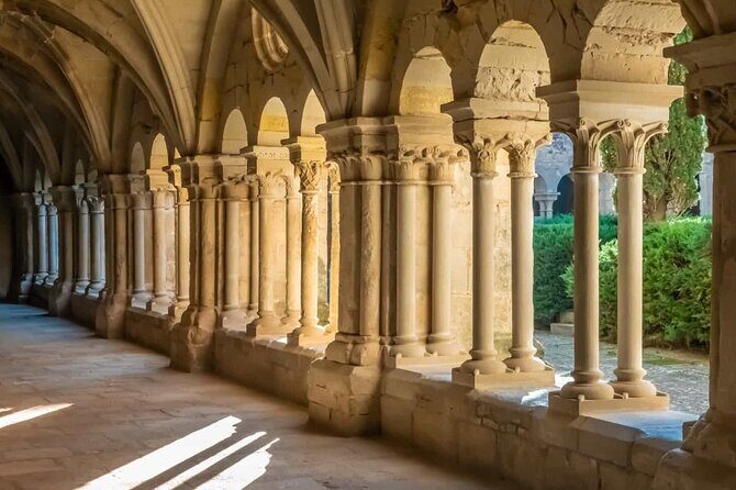 Discover Évora: Private Historical Tour from Lisbon - Who Should Consider This Tour?