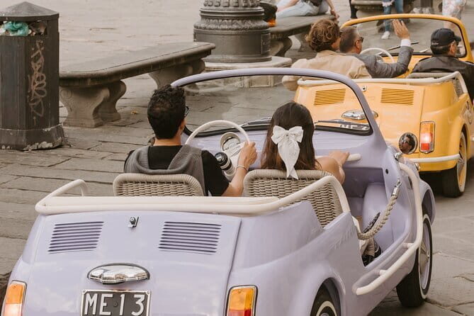 Discover Florence city center on e-cabriot fiat 500 - An In-Depth Look at the Experience