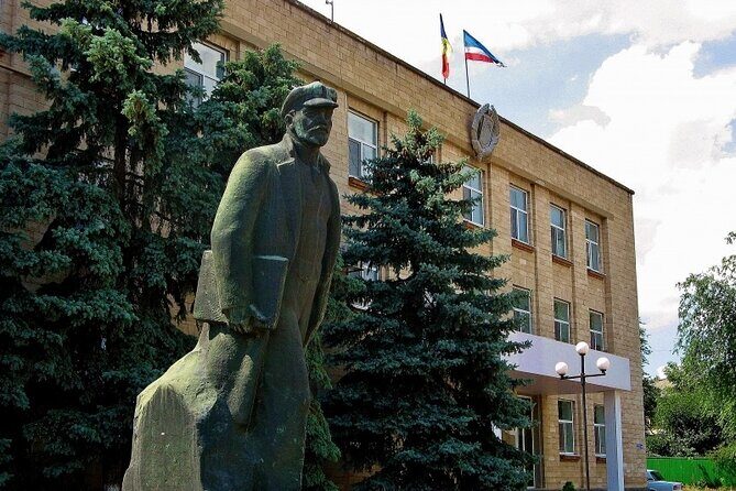 Discover Gagauzia and Manuc Bei Mansion - Who Will Benefit from This Tour?