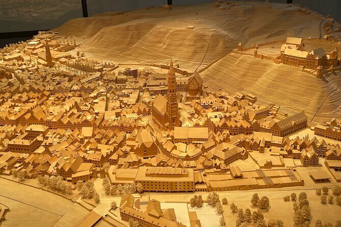 Discover Landshut privately - Practical Considerations and Value