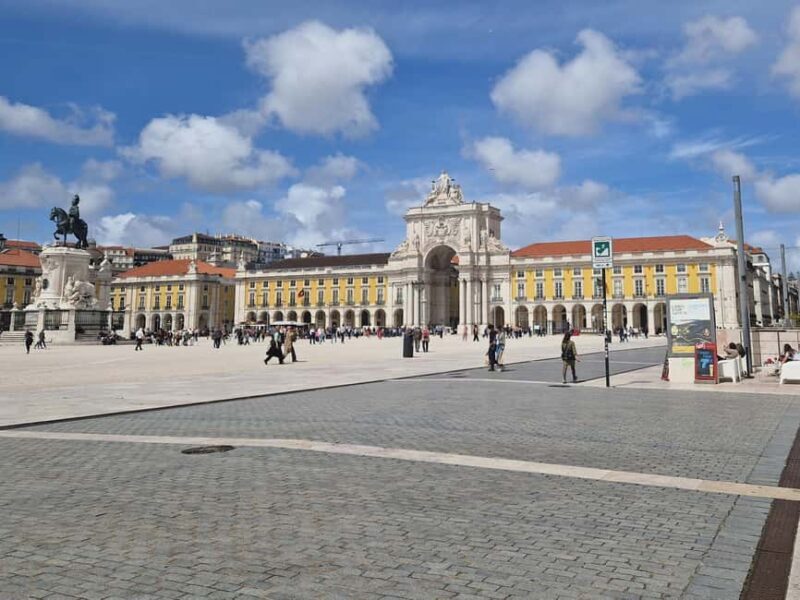 Discover Lisbon: Walking Tour of Baixa, Bairro Alto & Alfama - Overall Value and Who Will Love It