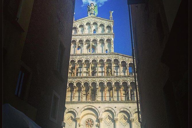 Discover Luccas Secrets on a Guided Walking Tour - Piazza Anfiteatro: The Roman Echo