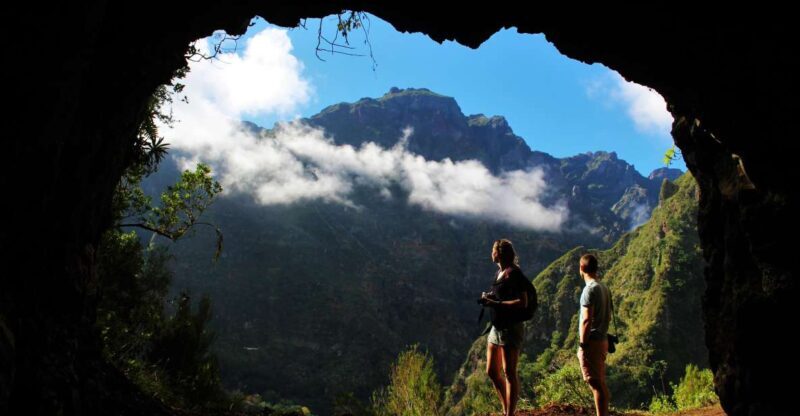 Discover Madeira's idyllic hikes & beauty on foot & wheels! - FAQs