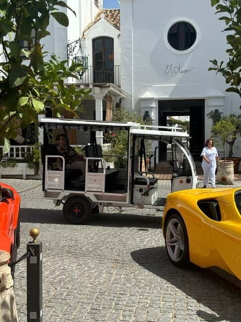 Discover MADRID on a Tuk Tuk! - Key Points