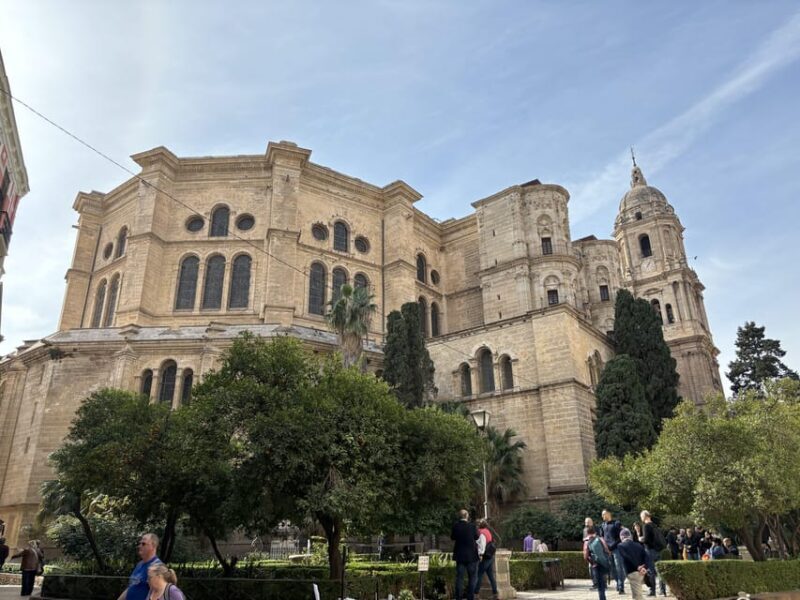 Discover Málaga in 2 Hours: Relaxing Tour by Electric Car - Practical Details and Considerations