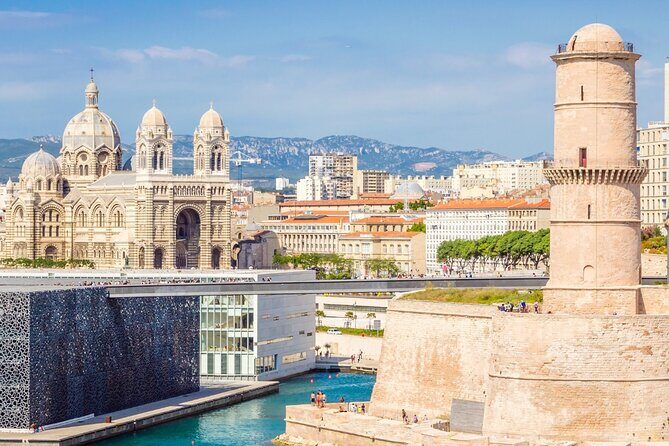 Discover Marseille while playing! Escape game - The alchemist - FAQ