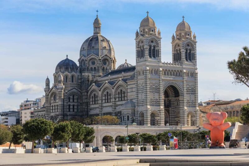 Discover Marseille:A Walking Private Tour of City Highlights - Strolling through Rue de la République