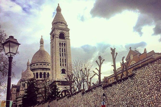 Discover Montmartre and visit the Basilica of Sacré-Coeur - Is This Tour Worth It?