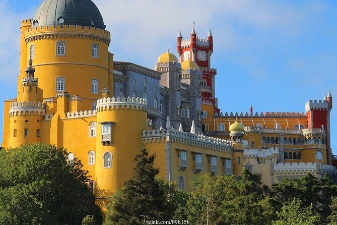 Discover Pena Palace: Private Day Trip to Sintra from Lisbon - Key Points