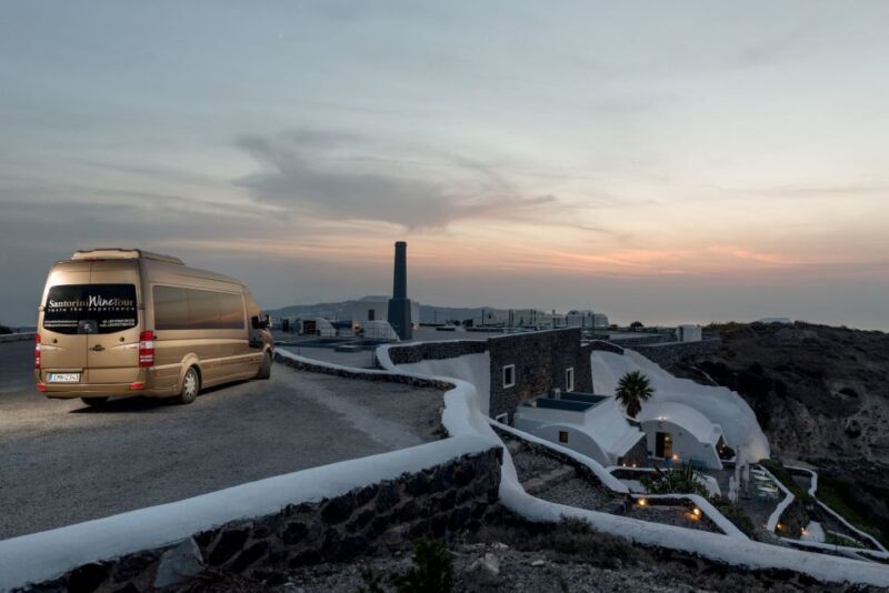 Discover Santorini: Prehistoric Akrotiri & Winery Tour - Key Points