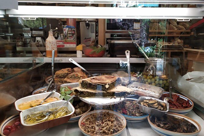 DISCOVER SORRENTO, food &Walking tour . Lemons-cheese&olive oil - A Detailed Look at the Sorrento Food & Walking Tour