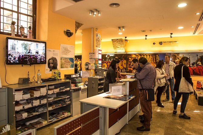 Discover Tarragona: Personalized Private Guided Day Tour - Coastal Stop in Sitges