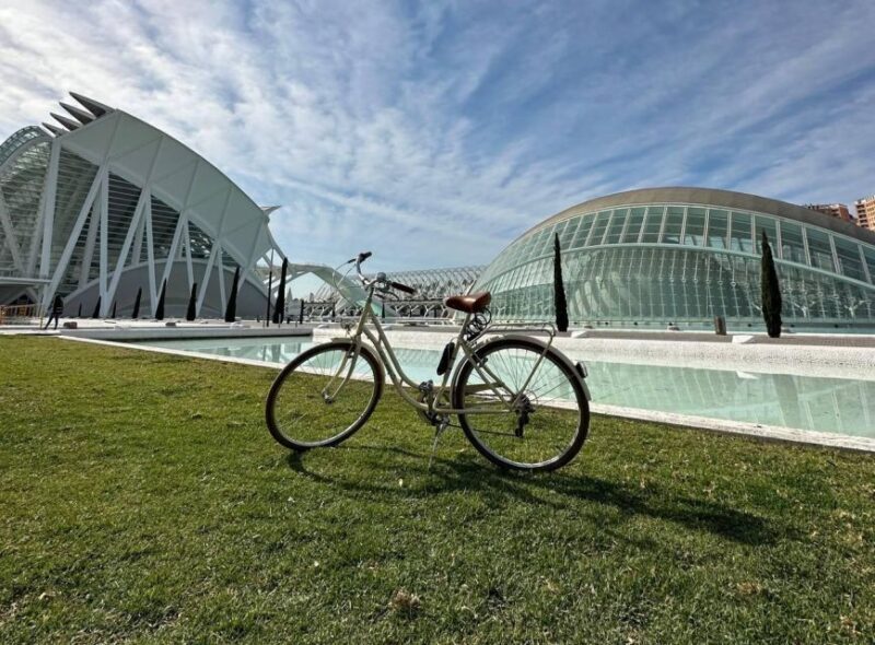 Discover & Taste Valencia on a Bike Tour (tapas + bike) - FAQ