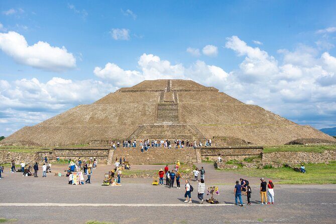 Discover Teotihuacan and the Basilica of Guadalupe from CDMX - Exploring the Day: What You Can Expect