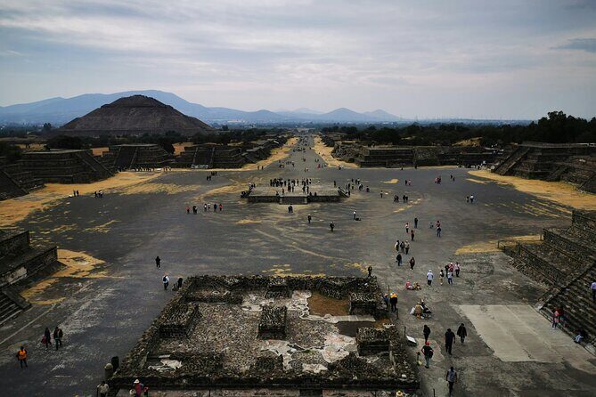 Discover Teotihuacan and the Basilica of Guadalupe from CDMX - FAQs