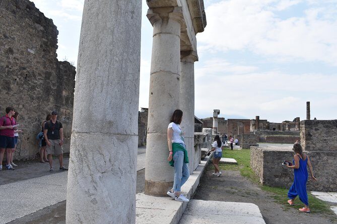 Discover the Ancient Ruins of Pompeii: Day Trip from Rome - Final Thoughts: Who Is This Tour Best For?