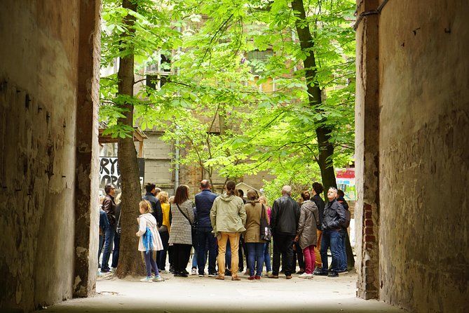 Discover the Dark Side of Warsaw in Praga District by Retro Bus - Sacred Heart Basilica and Warsaw East: architecture stops that help you read the city